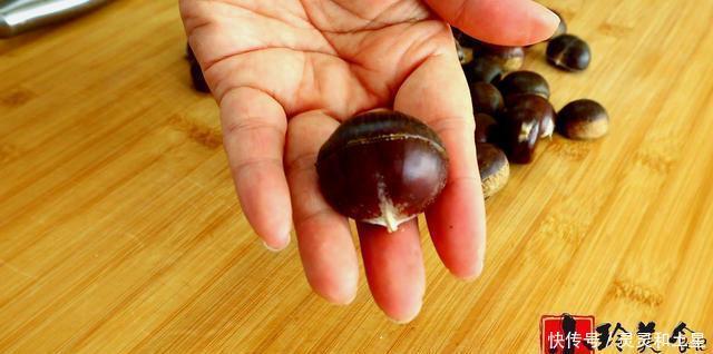 香甜|炒板栗不用买了,学会这样做板栗自动脱壳,香甜绵软,比买的好吃