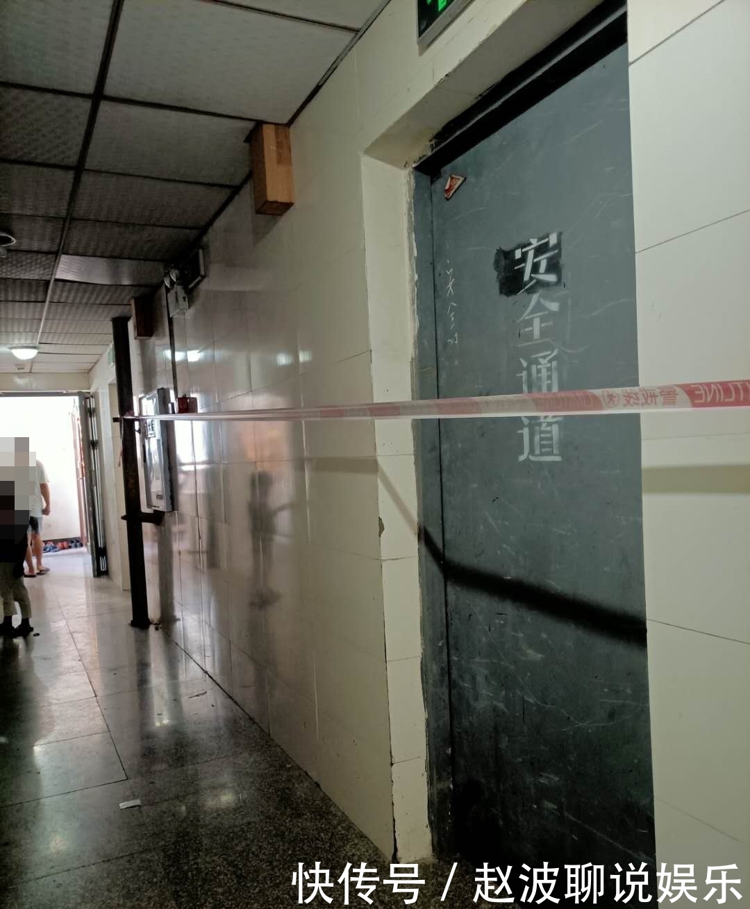 王女士|8岁男童乘电梯回家遇害：18岁嫌疑人投案 初查有精神病史，曾伤人尚在缓刑期