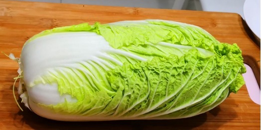 白菜汁|包白菜饺子,有人先焯水有人直接包?都不对!教你正确做法,真香