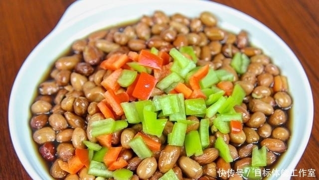  做法|“醋泡花生”用陈醋还是香醋很多人不懂，饭店大厨教你正确做法