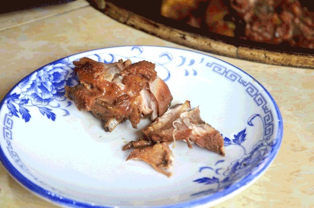 掉牙|铁锅炖,香掉牙没有256G的胃千万别来不扶墙出,算我输