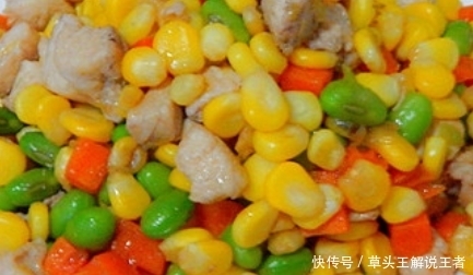 孩子|“厨神下凡”给孩子做的菜,玉米香甜鸡肉嫩滑,吃一口满嘴留香!