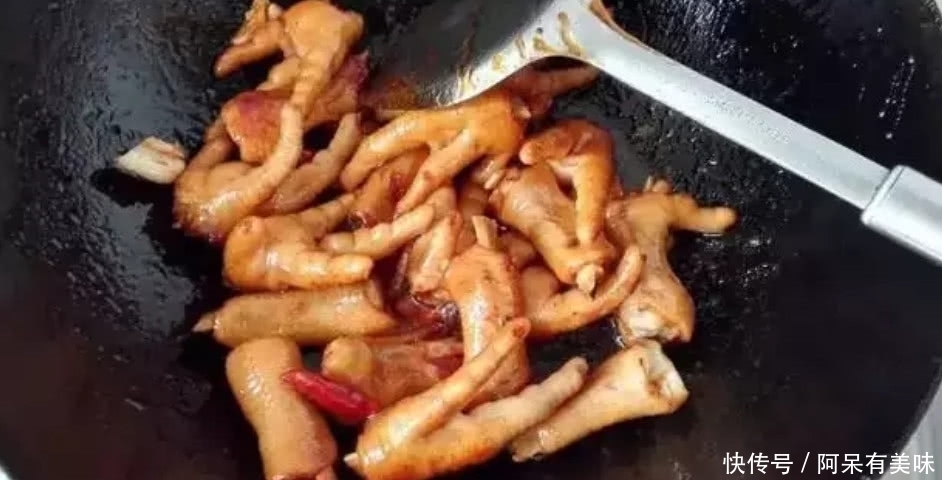  香辣鸡爪|女人不想变成“黄脸婆”，那得常吃这道菜，不懂吃就太可惜了！
