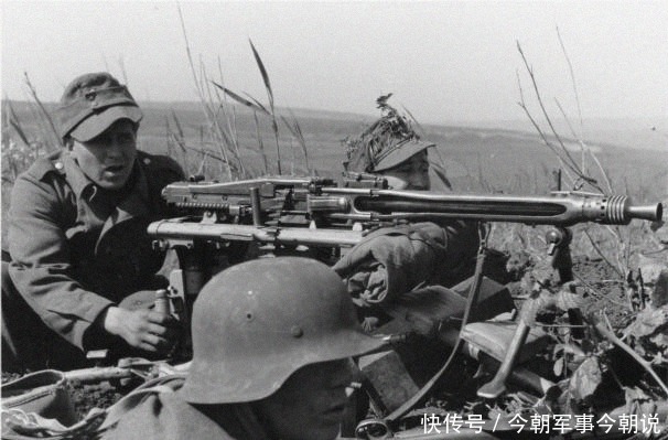 子弹|二战德军一个步兵班的火力配备，是不是二战最佳火力配置？