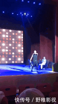 嫦娥|搞笑GIF:嫦娥姐姐是你吗?我是天蓬啊