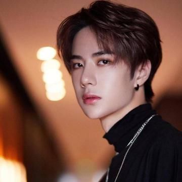 反对|汪涵有多捧王一博,去金鹰奖主持也要带着他,却遭到网友极力反对