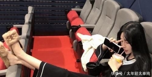  蜂蜜|青春期女生想“变白”？这3饮料没事喝两口，迟早能逆袭“牛奶肌”！