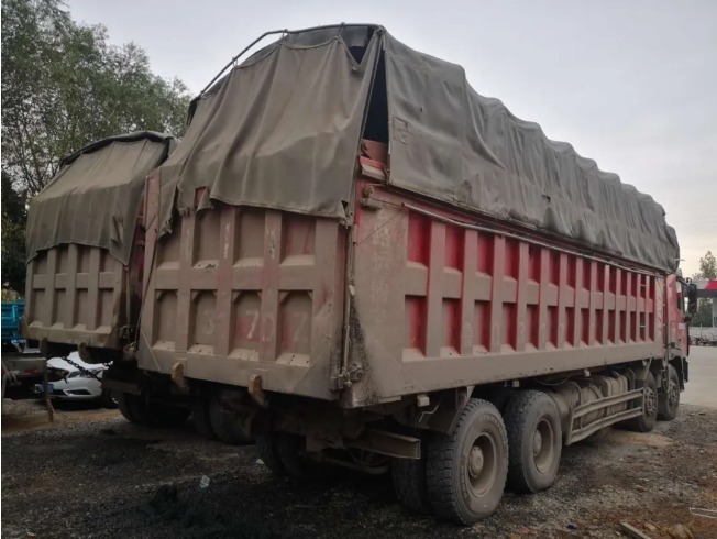 超载|临沂这两辆“百吨王”超载500％！还拒不服从管理指挥，百般抵赖