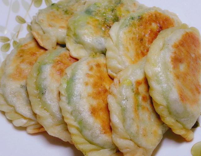  揉面|不和面不揉面，外酥里嫩，皮薄馅大香味浓郁，早餐吃比油条包子好