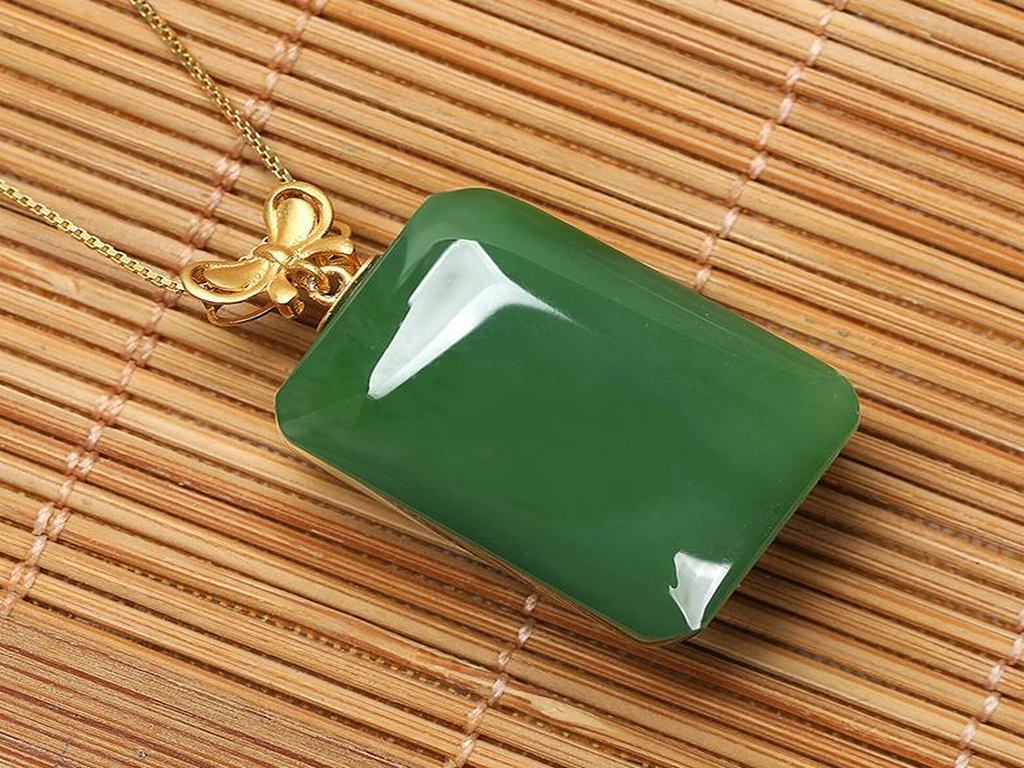 冰底菠菜绿|俄碧的颜色种类有哪些？诉说它的“青春碧玉”的颜色