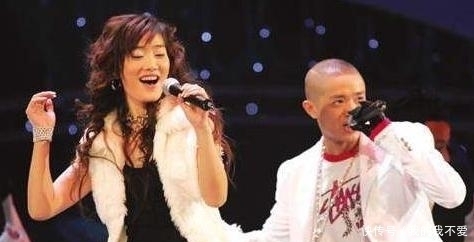 大道|曾是星光大道冠军,实力不输凤凰传奇,如今事业惨淡直播没人看