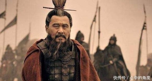 差距|夏侯惇的地位如此高，那他的武力是什么水平？和许褚差距有多大？