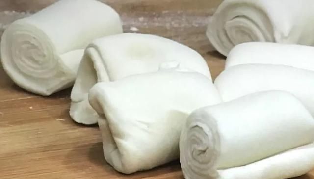 全家|高颜值好口味,就是菊花酥,当早餐做零食,全家都爱吃