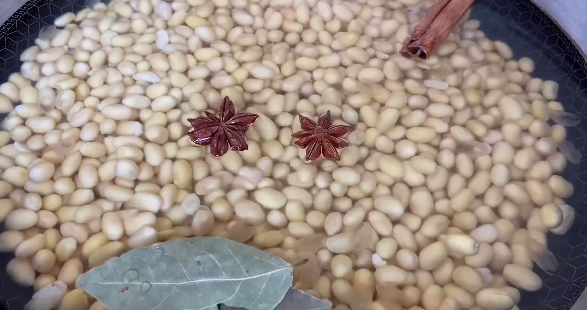  下饭|想吃黄豆酱自己在家就能做，传统老配方，香辣绵软又下饭，真香