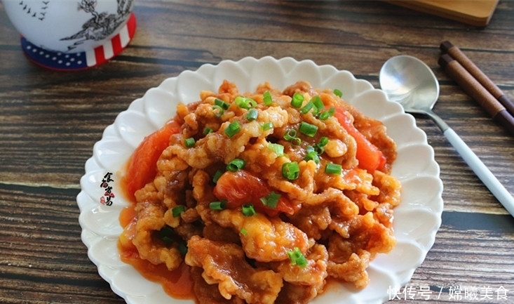  家常|这款家常开胃菜，孩子隔三差五就喊馋，酸甜香酥，连汁都不剩