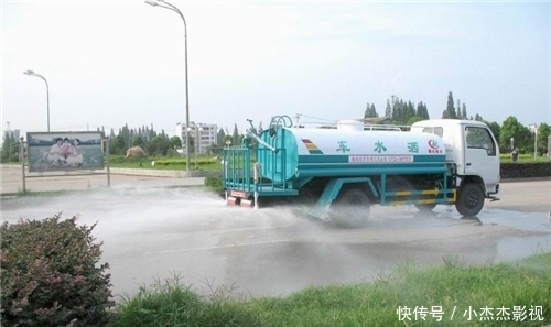 专家|为啥洒水车一直无限循环播放《兰花草》这首歌?专家的回复亮了