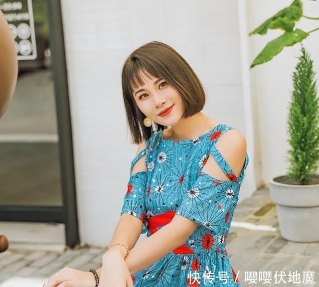 尽显|清新又不失设计感的连衣裙,既美观大方,无束缚,又尽显女性之美