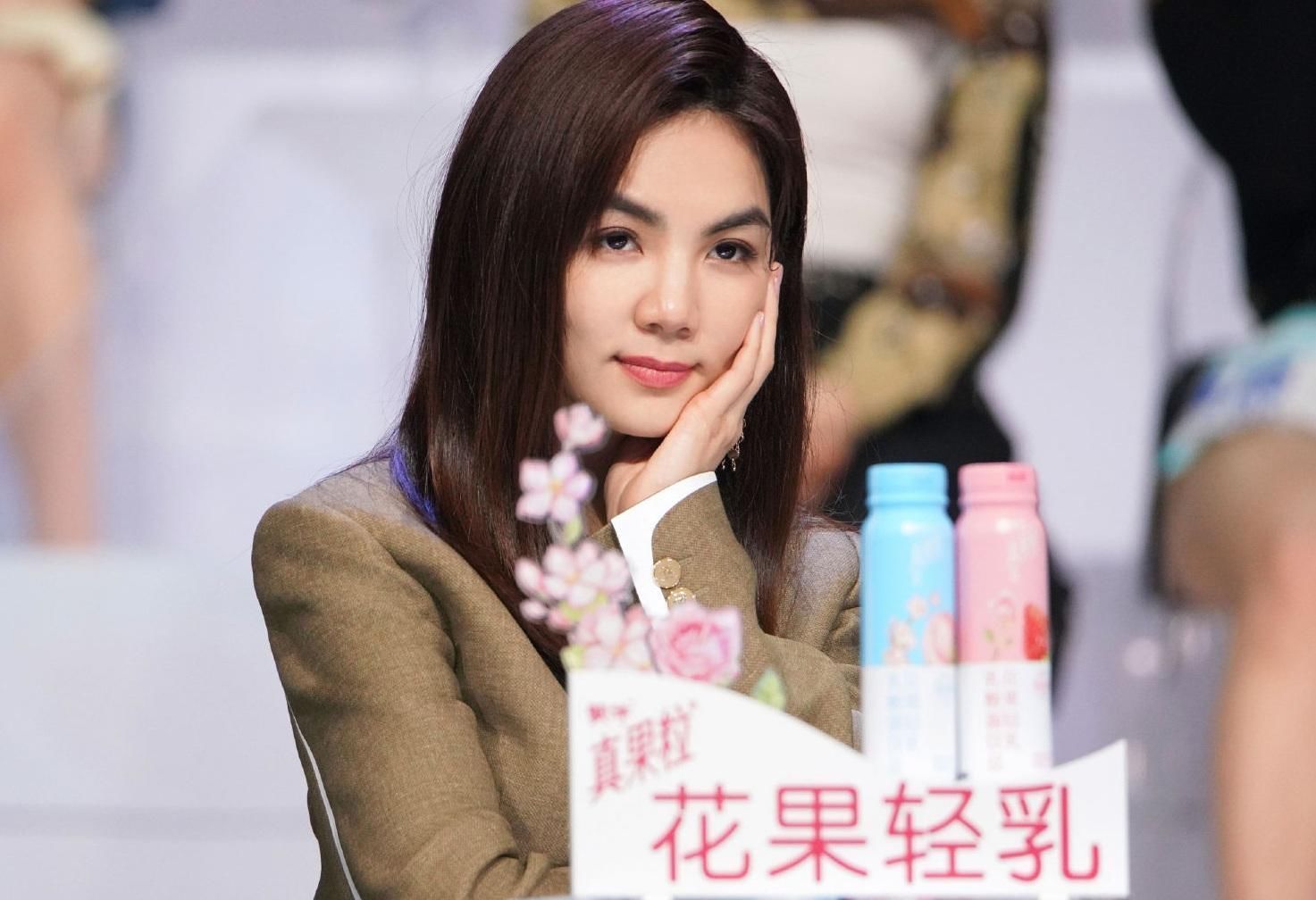  合格|劲宝三岁生日，Ella分享妈妈经，教子有方在家也是合格导师