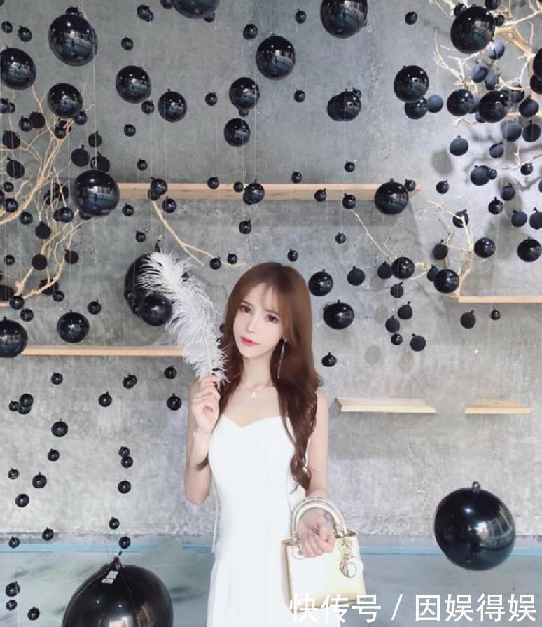  长度|矮个女生穿长裙总压身高？记住这几个搭配技巧，显瘦又显高