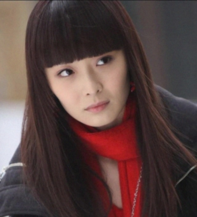  女主|甩了唐嫣老公，从小陶虹整成杨幂，却flop到接二手女主