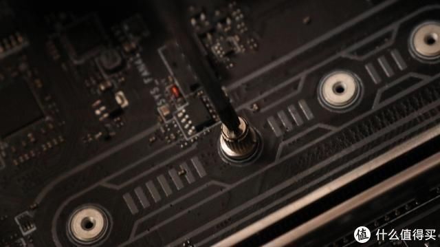 硬盘|DIY自己装机必备,凯侠RC10硬盘,让老电脑提速不卡坐火箭