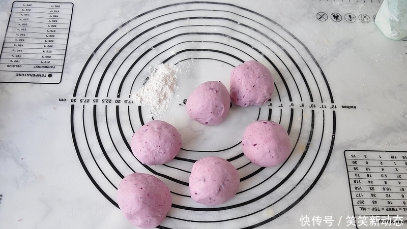 馅饼|最近,孩子迷上吃这个饼,香软拉丝,越嚼越香,做了六个不够吃