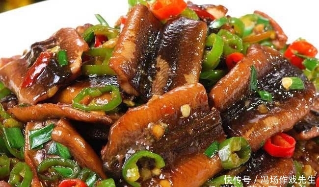 富含|孩子学习经常用脑多吃的菜,富含卵磷脂,补脑健脑,学习更棒!