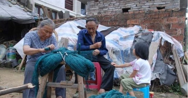 吴乃宜|7旬老人1天痛失3子，欠下60多万债务，承诺人走账不灭