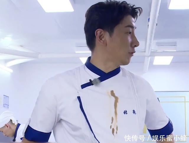  预告|《中餐厅4》预告“移花接木”，张亮潇洒离开，口碑却差点不保