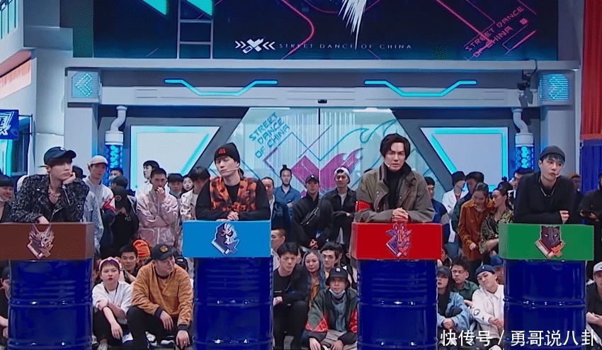  队长|《街舞3》导师身高引热议，钟汉良站中间，4人差距是认真的吗