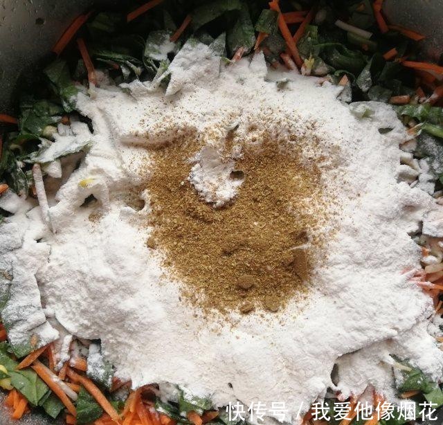丸子|胡萝卜豆芽菠菜丸子,外酥里嫩,咸香适口