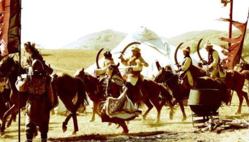 中原|历史上三个民族入侵中原，两个都被同化，最后一个沦为美国小弟