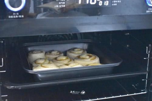 高筋面粉|夏天早餐吃它简单省事，做一次吃两顿，香甜柔软味道棒，孩子爱吃