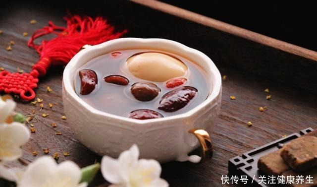 特好|精致女人必备的5种零食,补血吃不胖,都不超十块,当早餐也特好