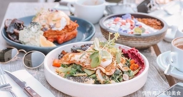 鸡蛋|第一次吃牛排,盘里的“生鸡蛋”不要直接吃!不懂装懂,反而尴尬