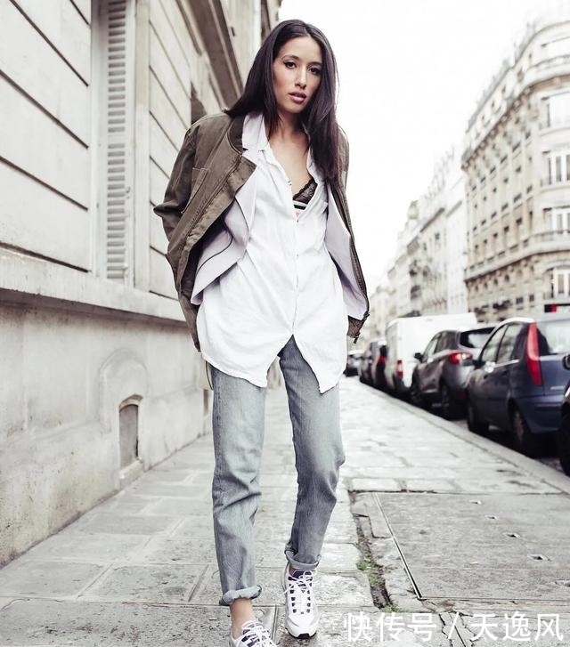 时髦|这位法国小姐姐的混搭技术,让你时髦到炸街,学起来却毫不费力