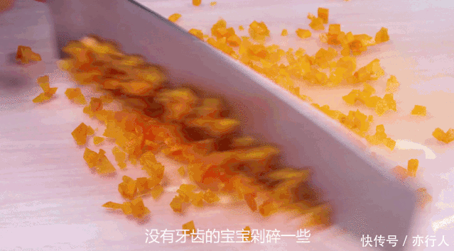 补铁|7个月宝宝爱吃的蛋黄黑小米粥,补铁又补钙!宝宝爱吃,辅食首选