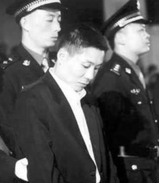 张君|湖南第一悍匪，杀伤近50人，抢劫600余万，警方追捕其6年之久