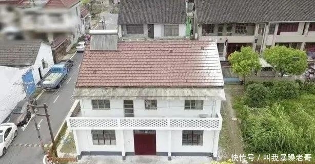 养老|50多位老人众筹买了一栋楼,一起养老,15年后,子女赶紧把父母接走