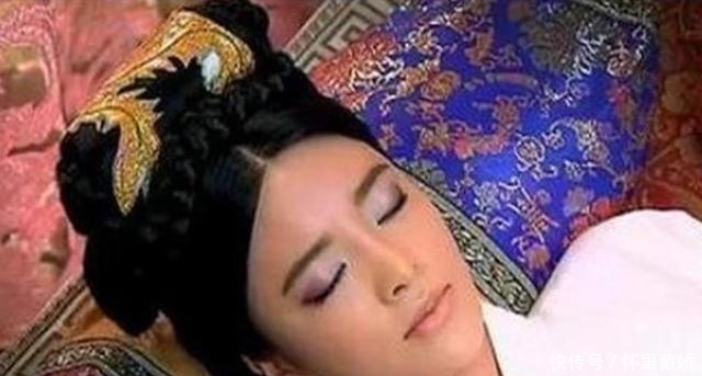  王莽杀掉|这个皇帝有四个儿子，三个都被他杀了，剩下的一个竟成了傻子