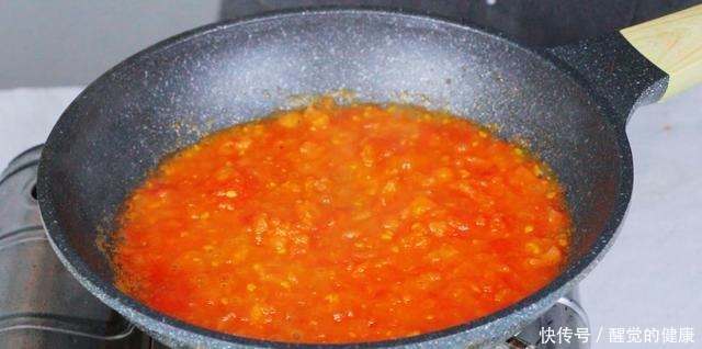 肉末|想吃肉丸子,用这种做法,肉末加一块老豆腐,锅里一炸,真香