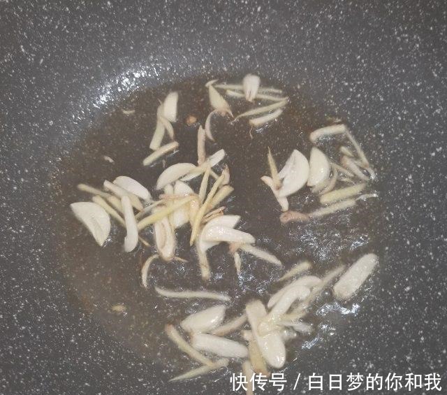 下饭|辣椒炒肉,好吃下饭,简单易做