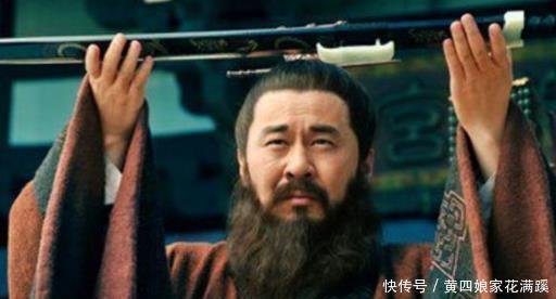 关羽|三国第一猛将不是吕布，也不是关羽，而是这位斩杀外族首领的大将！