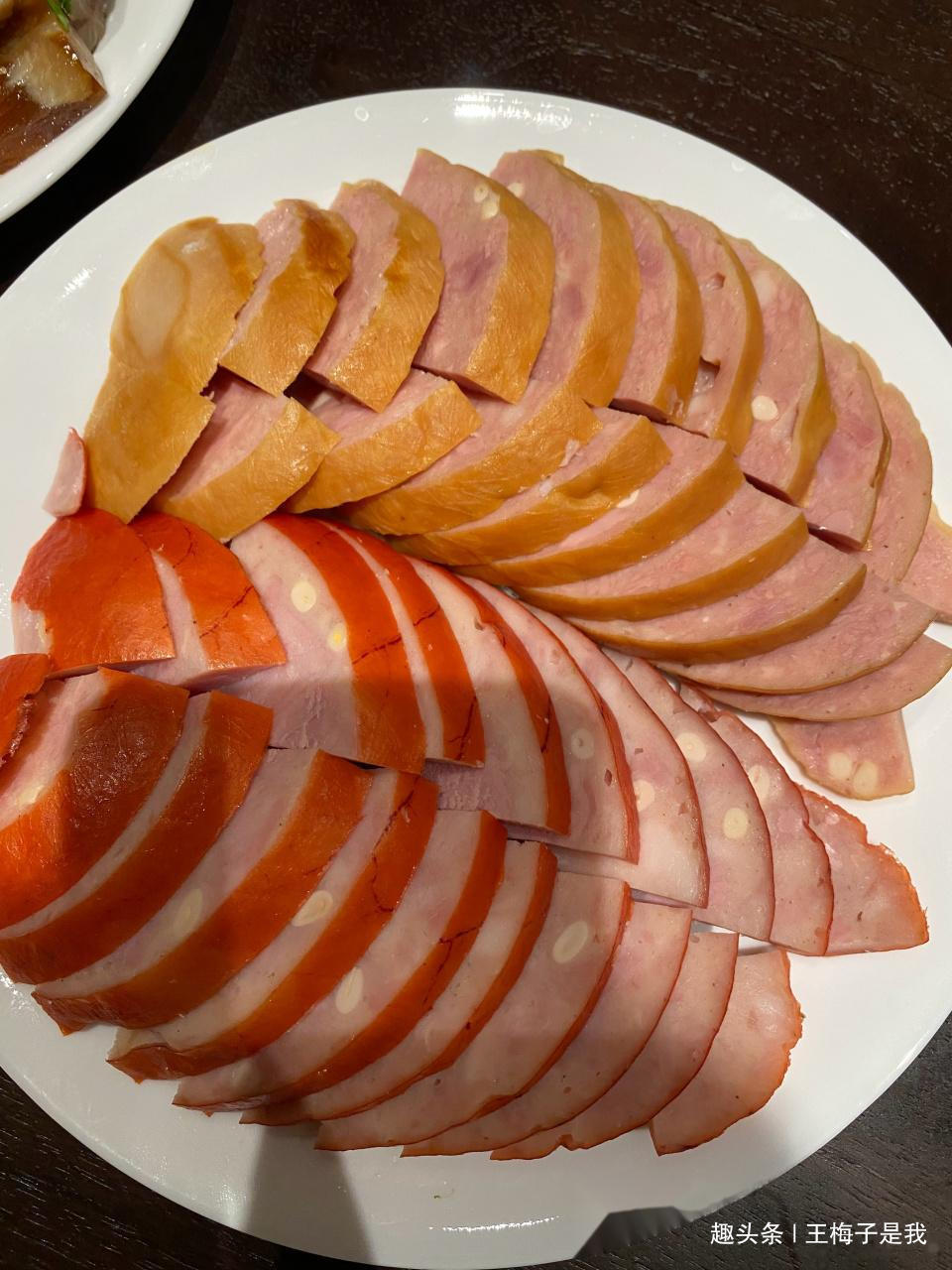  岳云鹏|岳云鹏午餐，3万点赞，和我们老百姓吃一样，本以为每天山珍海味