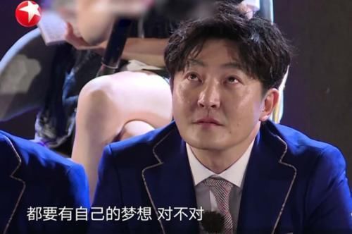 独自|王迅彻底离开《极限挑战》了他独自去到陆家嘴天桥,已说明一切