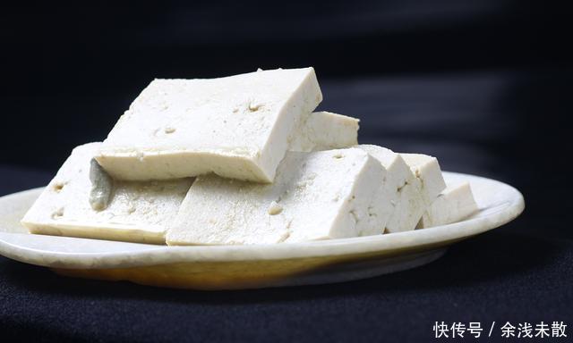 家人|小包豆腐制作详细分享,制作简单易操作,口味独特家人都爱吃