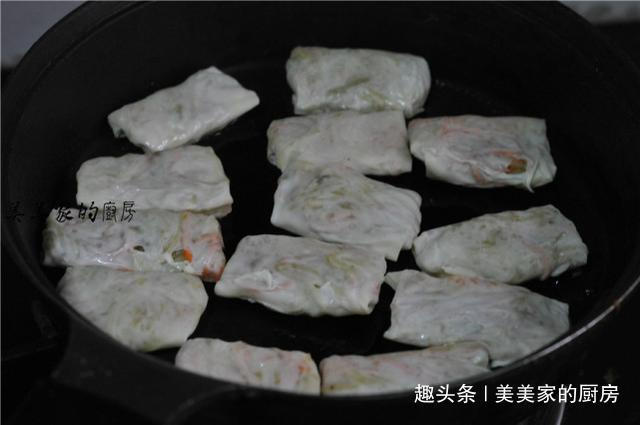  肉卷|还没出锅，孩子又忍不住偷吃！外焦里嫩比肉卷还香，着实吃不厌！