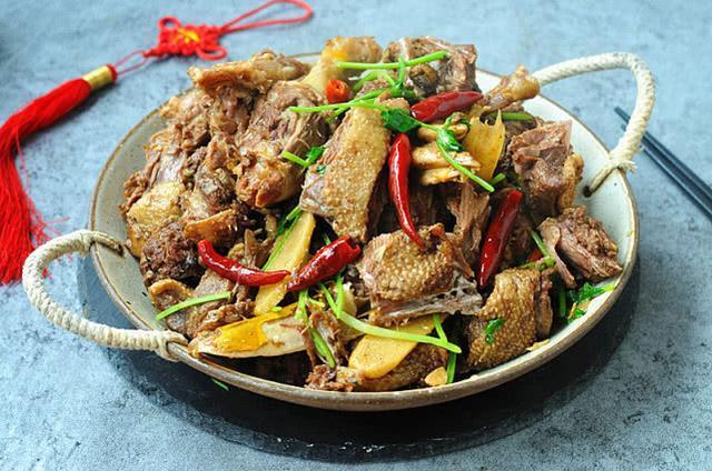  特别简单|鸭子如此烧，不腥不柴特别香，操作简单，我家每年吃掉几十只