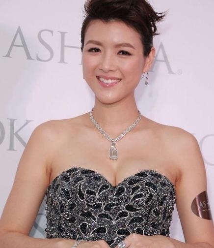 陈茵薇|前港姐未婚先孕,3年三胎生不停,如今4年认不出,一胖毁所有?