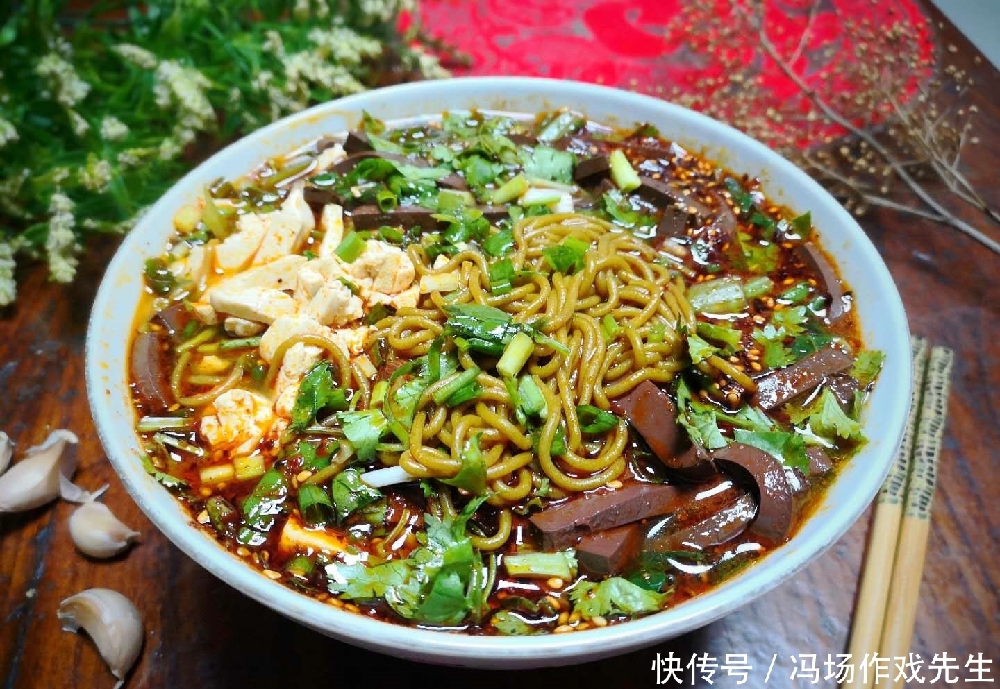 营养|天凉了,就爱吃这饭,10分钟做好,一碗下肚又香又饱,营养好消化